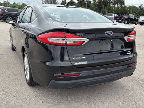 2020 Ford Fusion SE