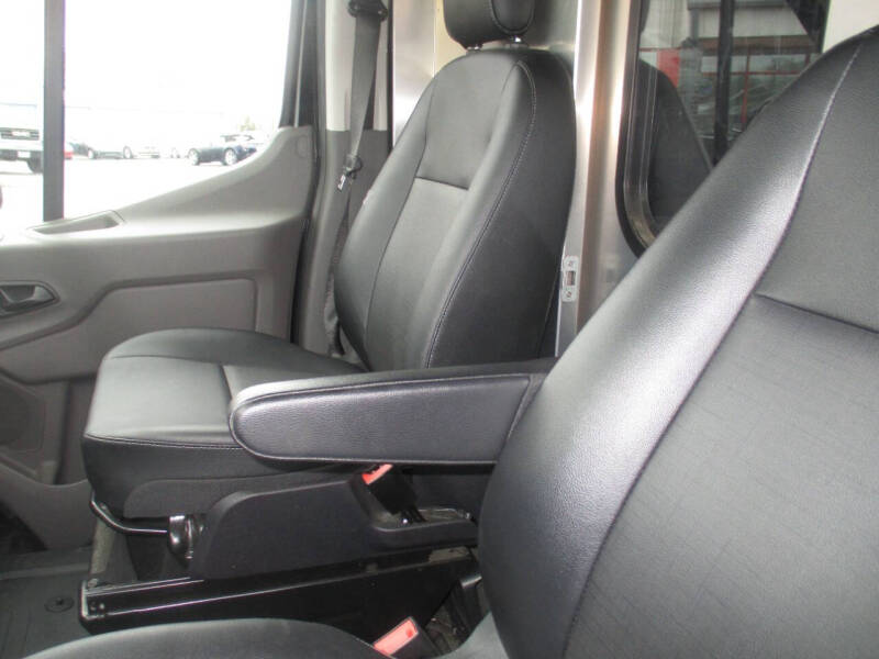 2023 Ford Transit 250
