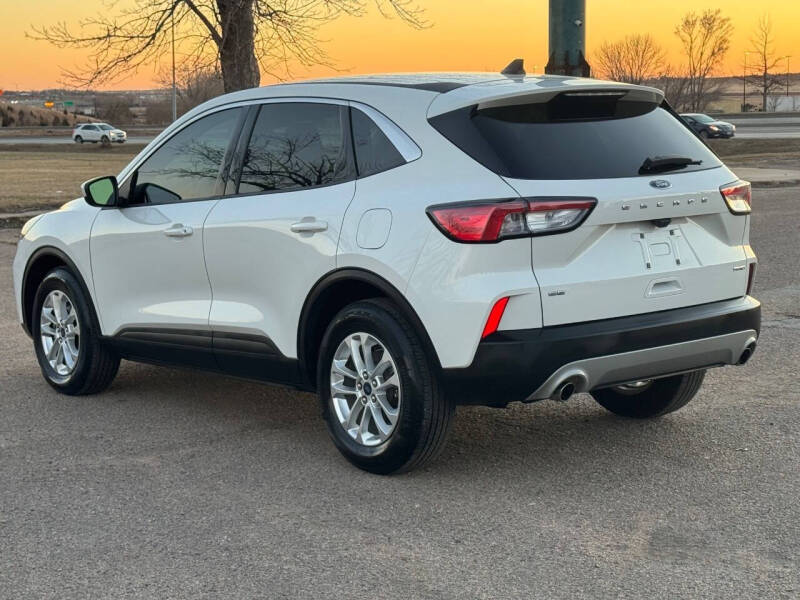 2021 Ford Escape SE