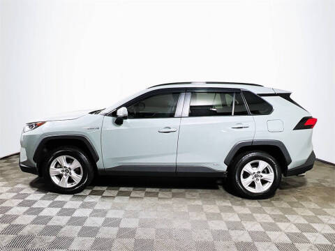 2020 Toyota RAV4 Hybrid XLE