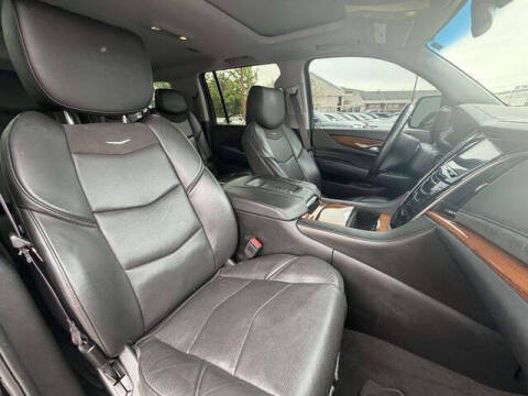 2016 Cadillac Escalade ESV Luxury Collection