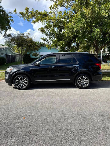 2017 Ford Explorer Platinum