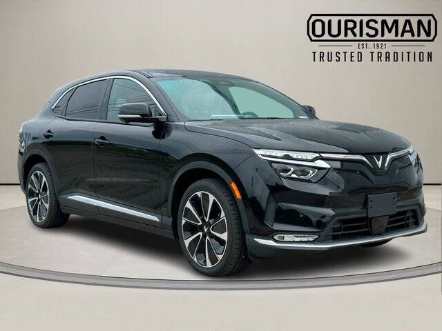 2025 VinFast VF8 Plus