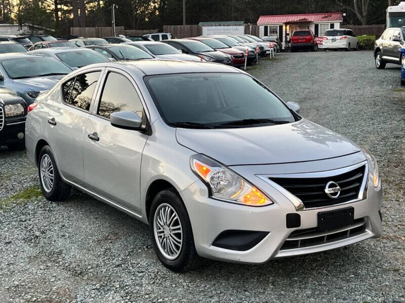 2019 Nissan Versa