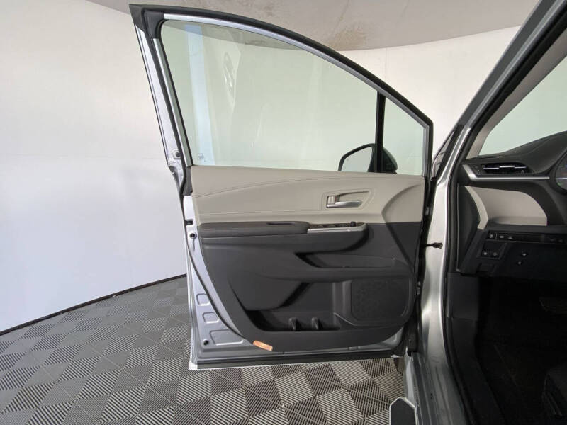 2022 Toyota Sienna XLE 7-Passenger