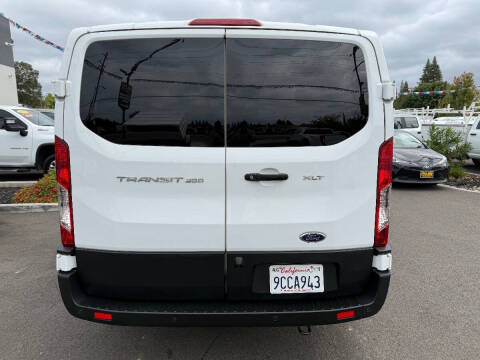 2022 Ford Transit 350 XLT
