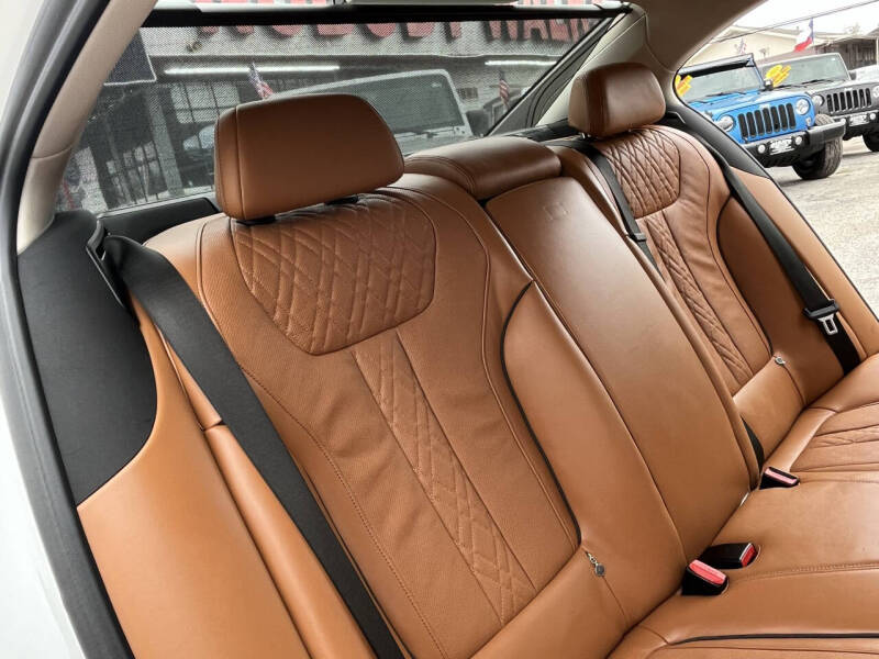2019 BMW 7 Series 750i