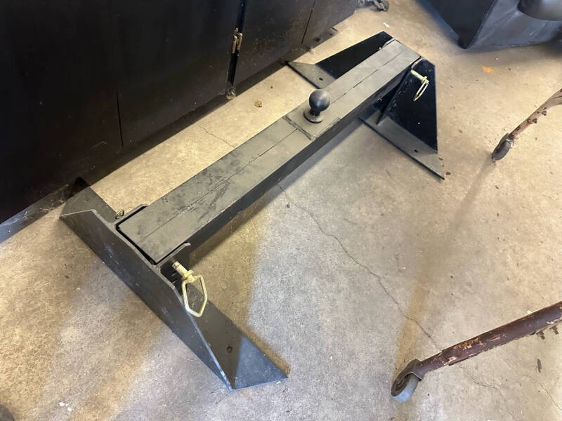 1986 Scamp Fifth Wheel/ Gooseneck Trailer