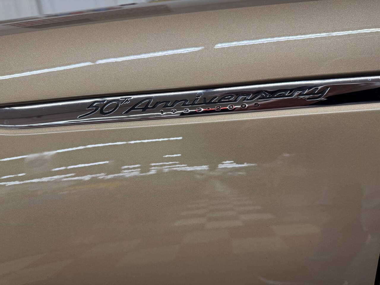 2005 Ford Thunderbird 40
