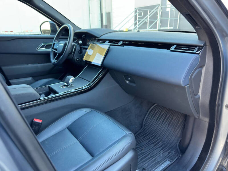 2024 Land Rover Range Rover Velar P250 Dynamic SE