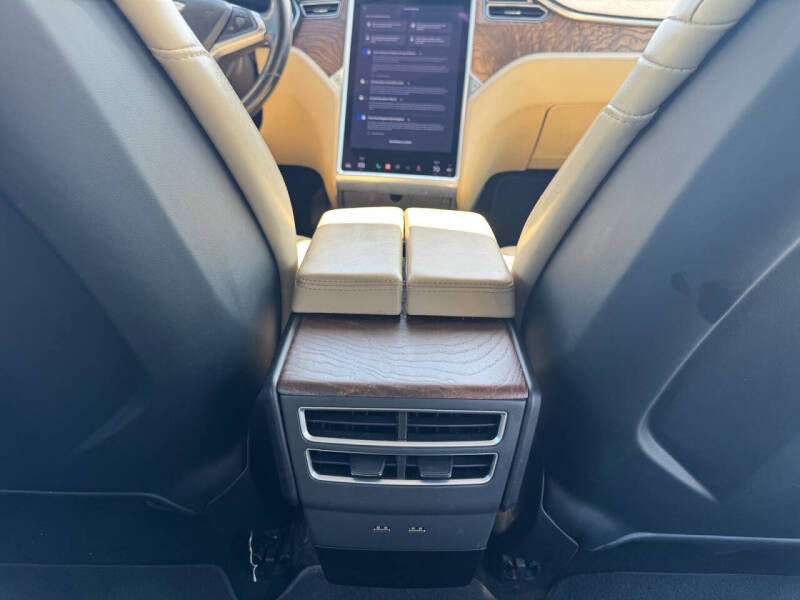 2016 Tesla Model S