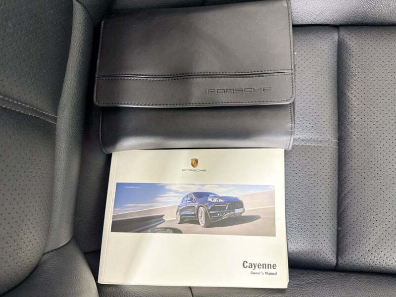 2012 Porsche Cayenne Tiptronic