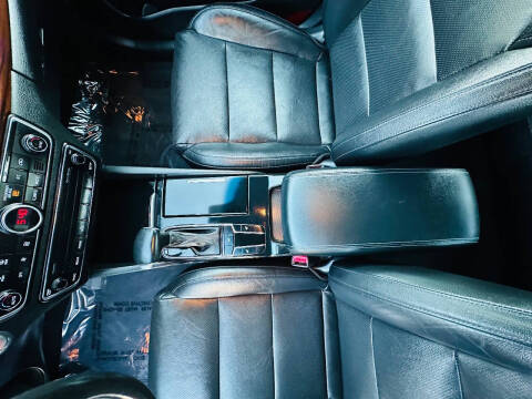 2018 Kia Cadenza Premium