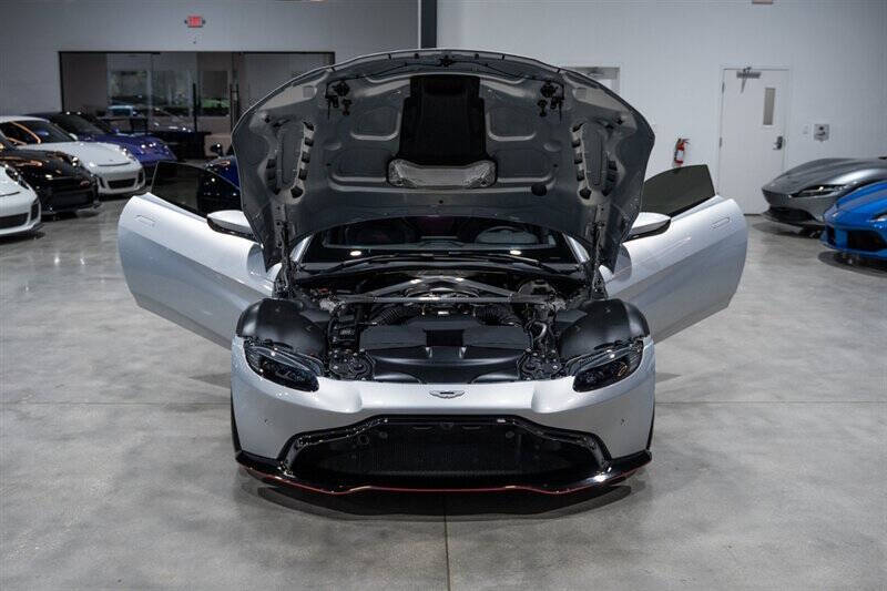 2019 Aston Martin Vantage