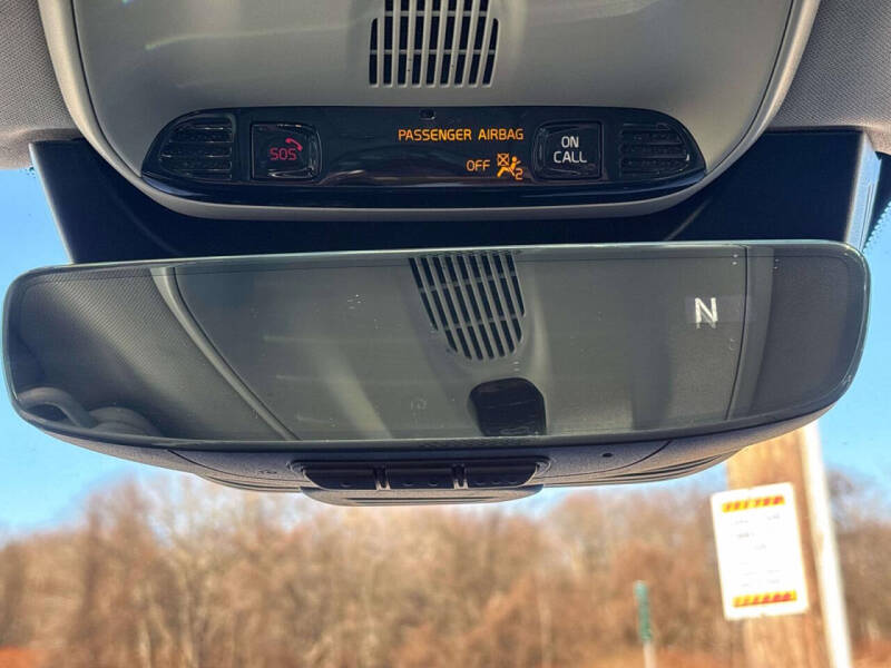 2020 Volvo XC90 T5 Momentum