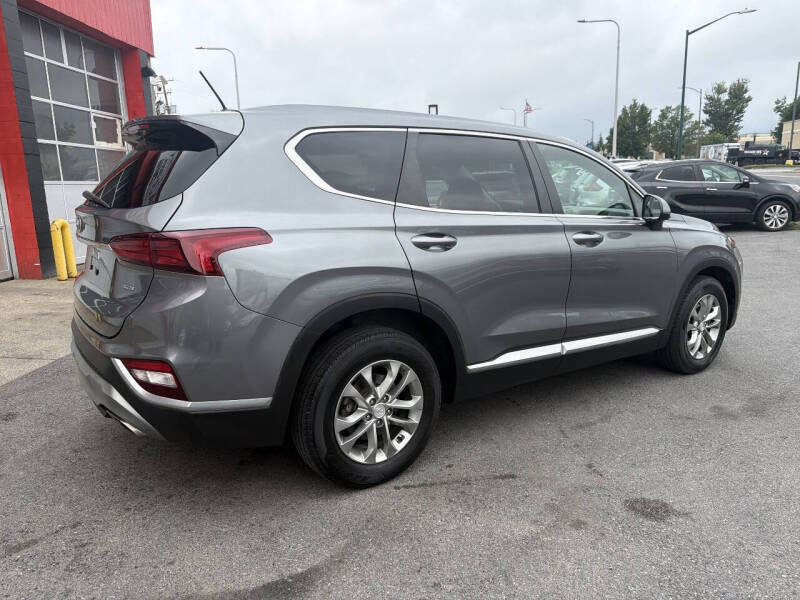 2019 Hyundai Santa Fe SE 2.4L