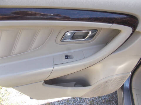 2013 Ford Taurus Limited