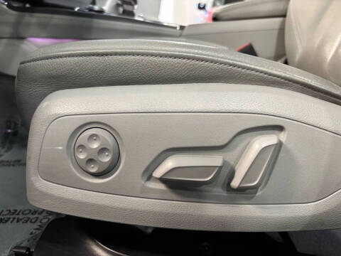 2017 Audi A4 2.0T quattro Prestige