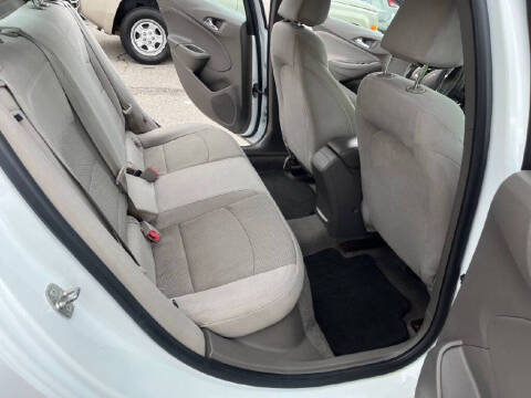 2017 Chevrolet Cruze LS Auto