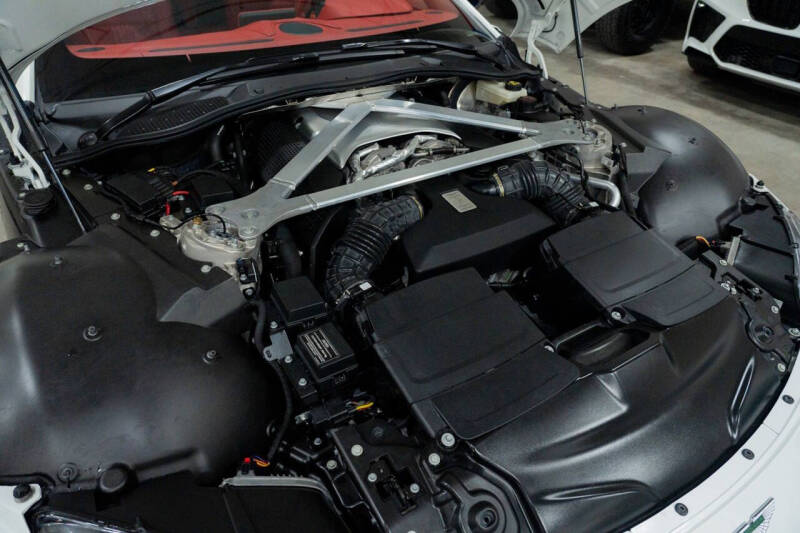 2019 Aston Martin Vantage