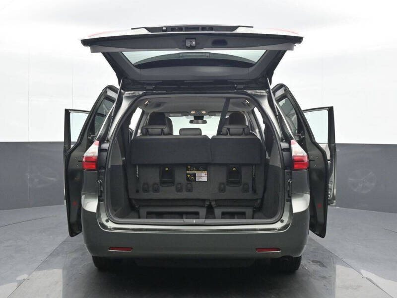 2020 Toyota Sienna L 7-Passenger