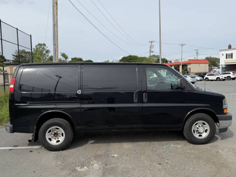 2017 Chevrolet Express 2500