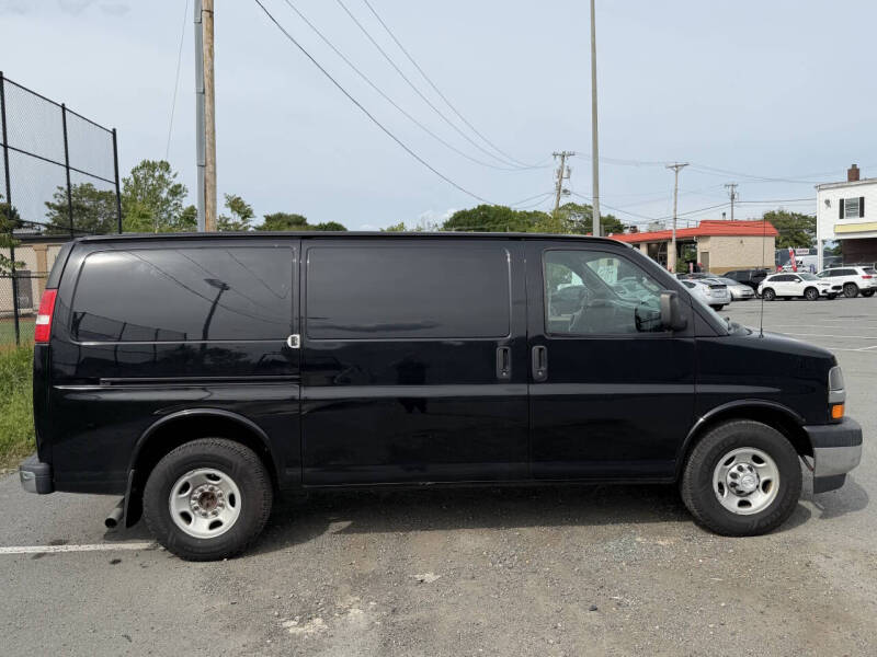 2017 Chevrolet Express 2500