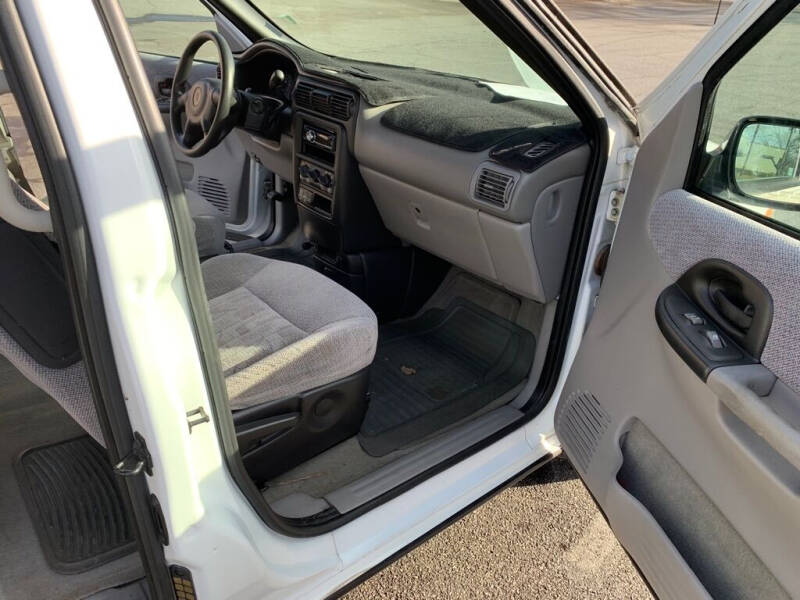 2002 Pontiac Montana Value