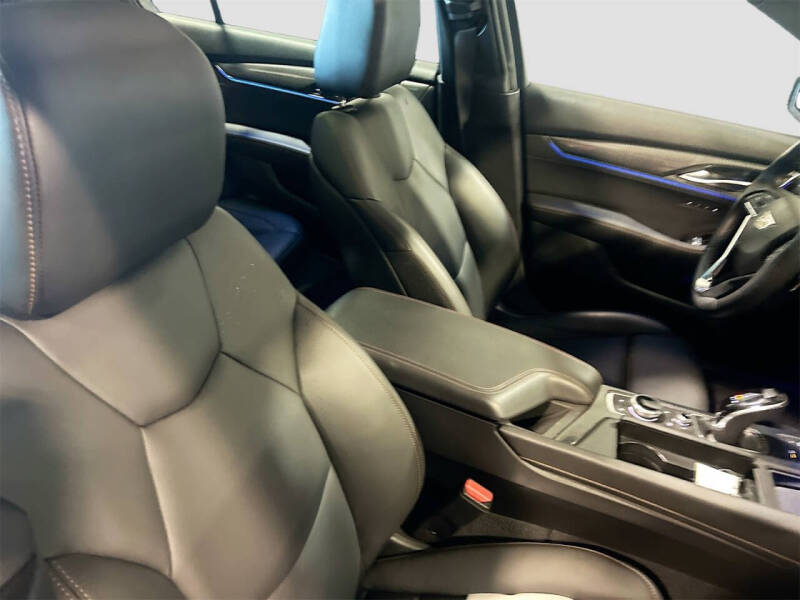 2025 Cadillac CT5 Sport