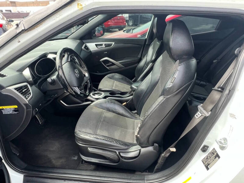 2016 Hyundai Veloster