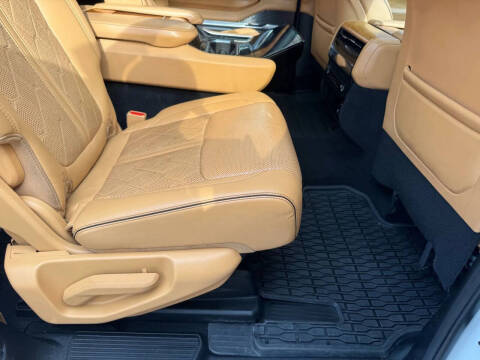 2022 Jeep Grand Wagoneer Series III