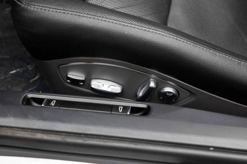 2012 Porsche 911 Carrera