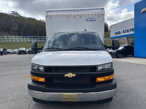 2025 Chevrolet Express 3500
