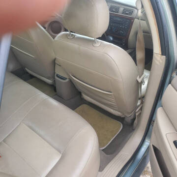 2006 Ford Taurus SEL