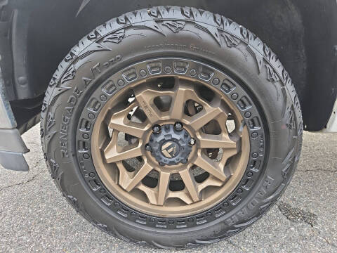 2005 Chevrolet Tahoe LS