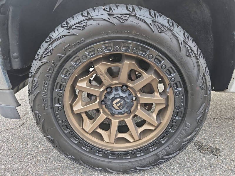 2005 Chevrolet Tahoe LS