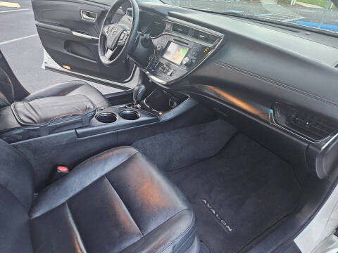 2016 Toyota Avalon Limited