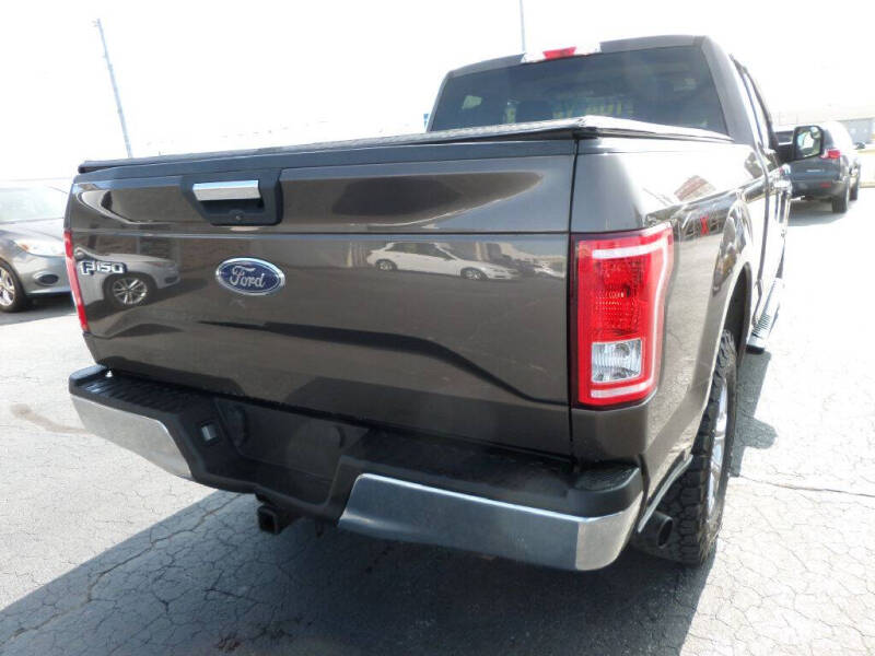 2015 Ford F-150 XLT photo 8