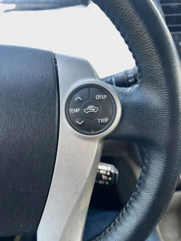 2014 Toyota Prius v