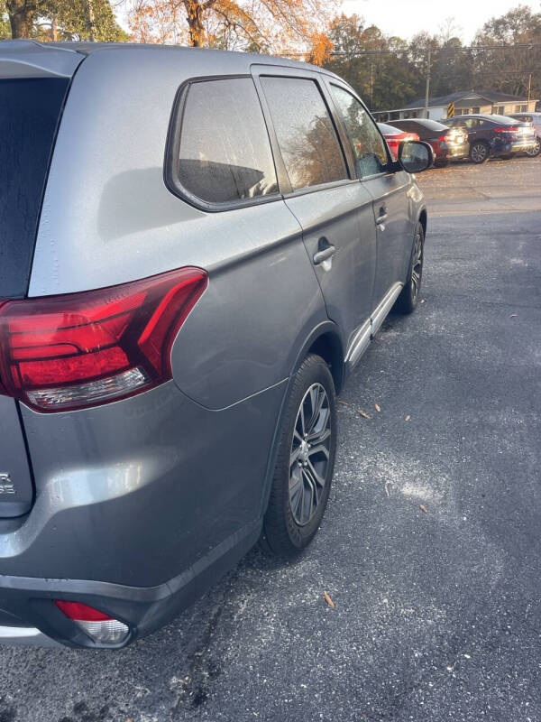 2016 Mitsubishi Outlander SE