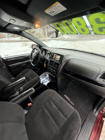 2017 Dodge Grand Caravan SE