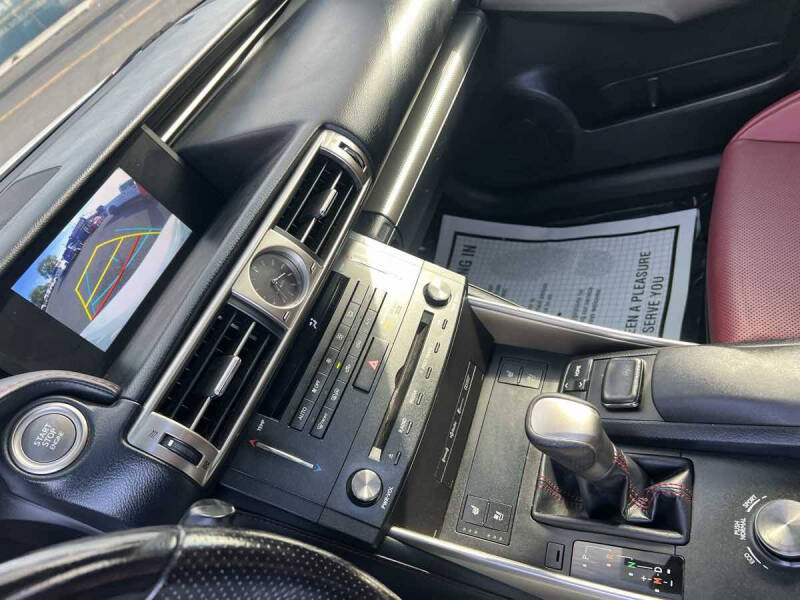2016 Lexus IS 200t