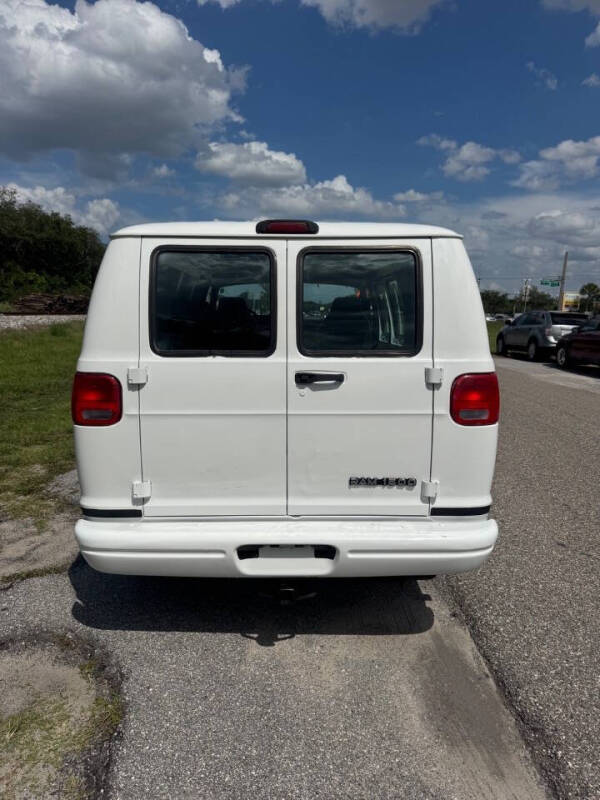 2001 Dodge Ram Van 1500