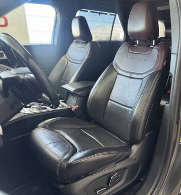 2020 Ford Explorer Platinum