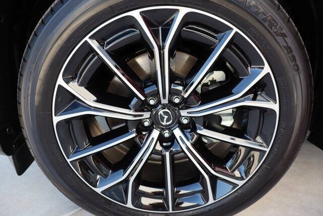 2025 Mazda CX-70 Plug-in Hybrid Premium