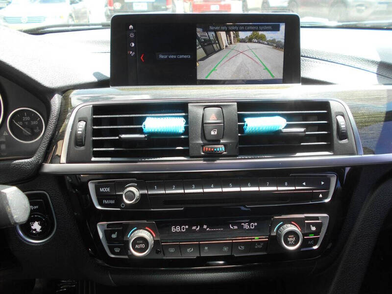 2018 BMW 3 Series 330i xDrive