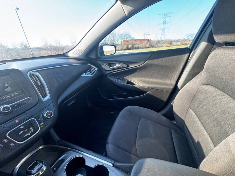 2017 Chevrolet Malibu LT