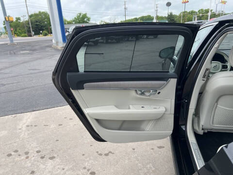 2025 Volvo S90 B6 Plus