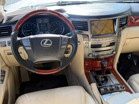 2010 Lexus LX 570