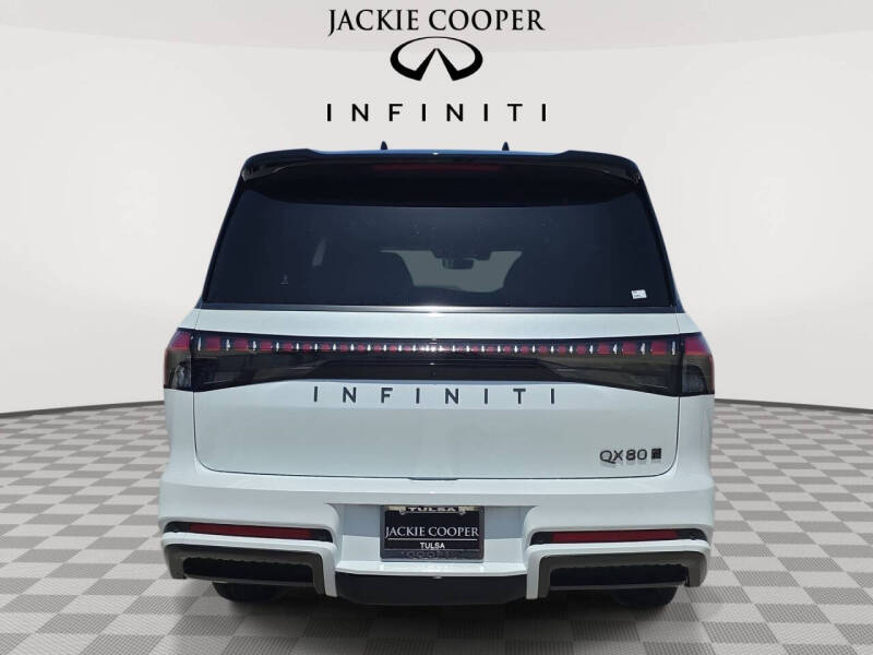2027 Infiniti QX80 Autograph